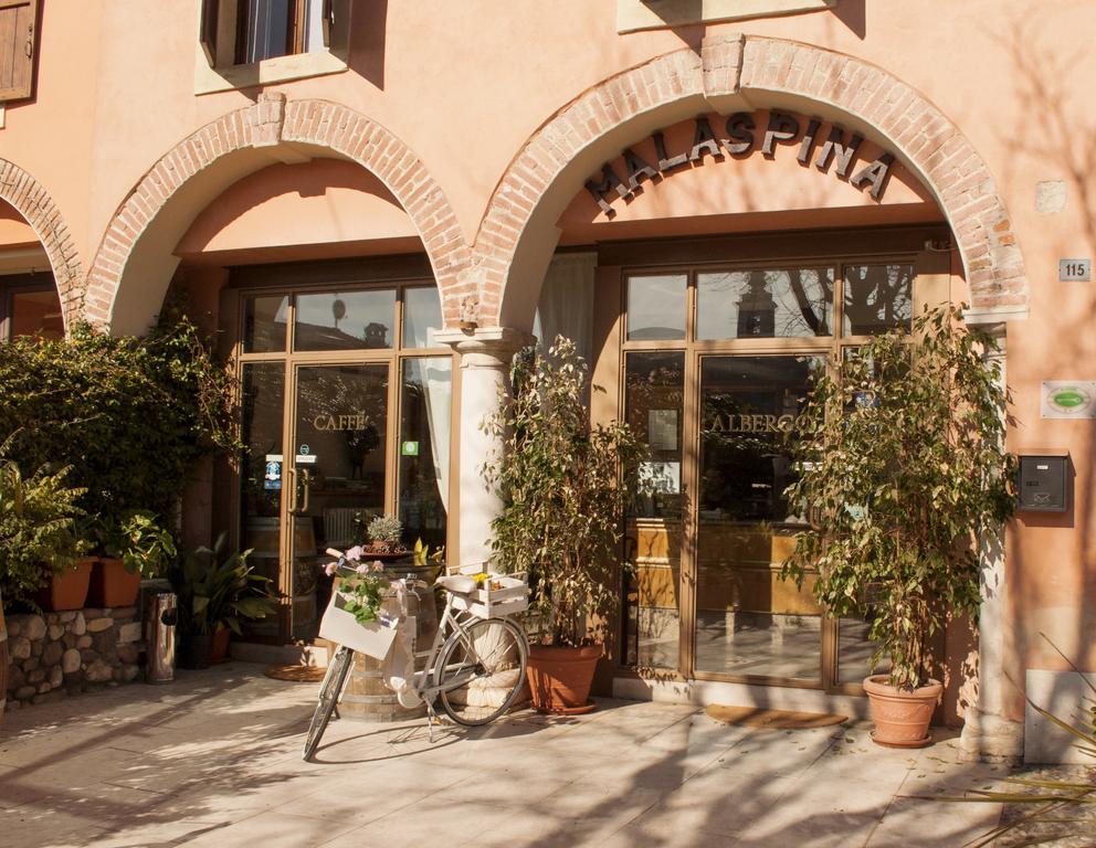 Boutique Hotel Corte Malaspina Castelnuovo del Garda Exterior photo